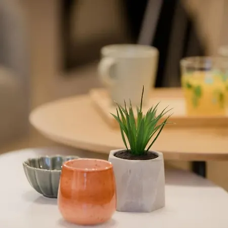 Apo-zachari Elegant Apartamento Larissa